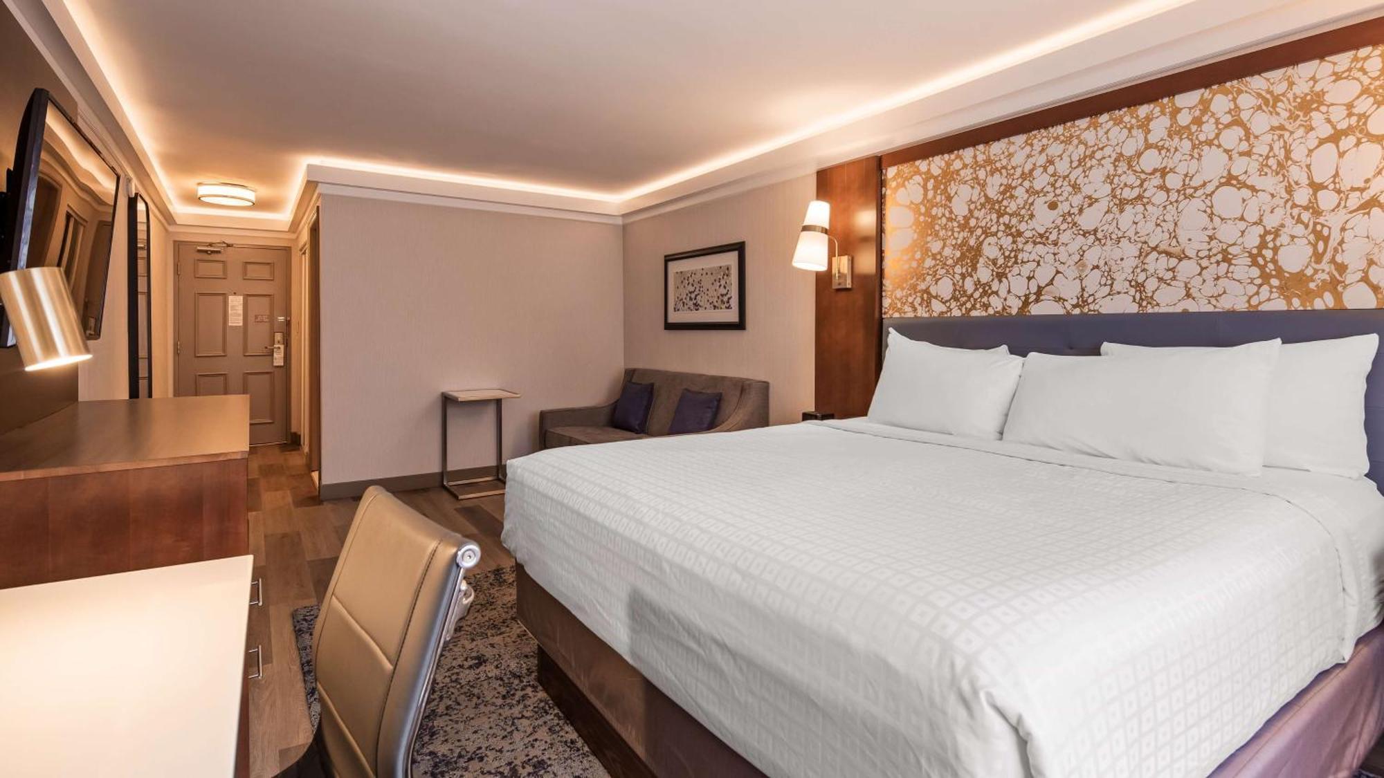 The Inn, Bw Signature Collection Hotel